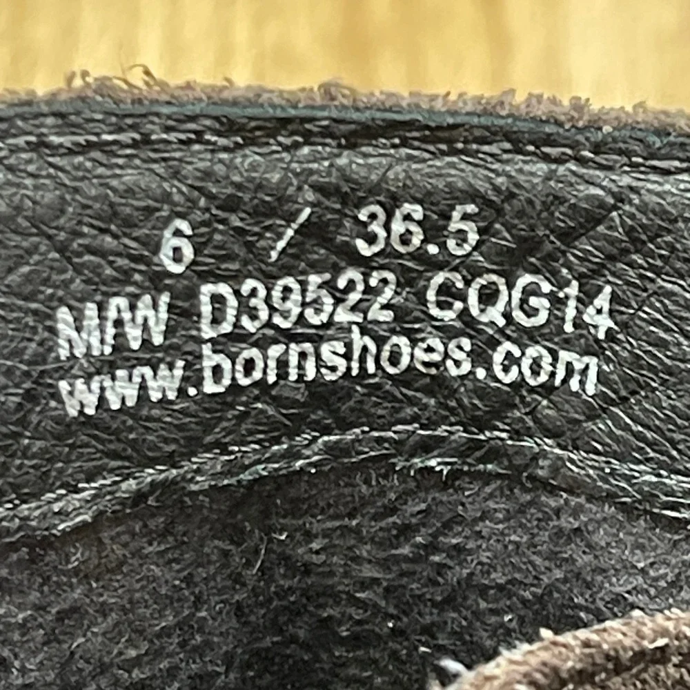 Born Womens Dark Brown Suede Front Zip Ankle‎ Booties Block Heel D39522 Size 6